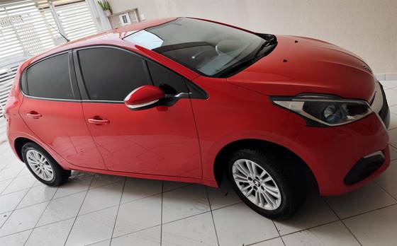 PEUGEOT 208 1.2 ACTIVE PACK 12V FLEX 4P MANUAL PEUGEOT 208 1.2 ACTIVE PACK 12V FLEX 4P MANUAL